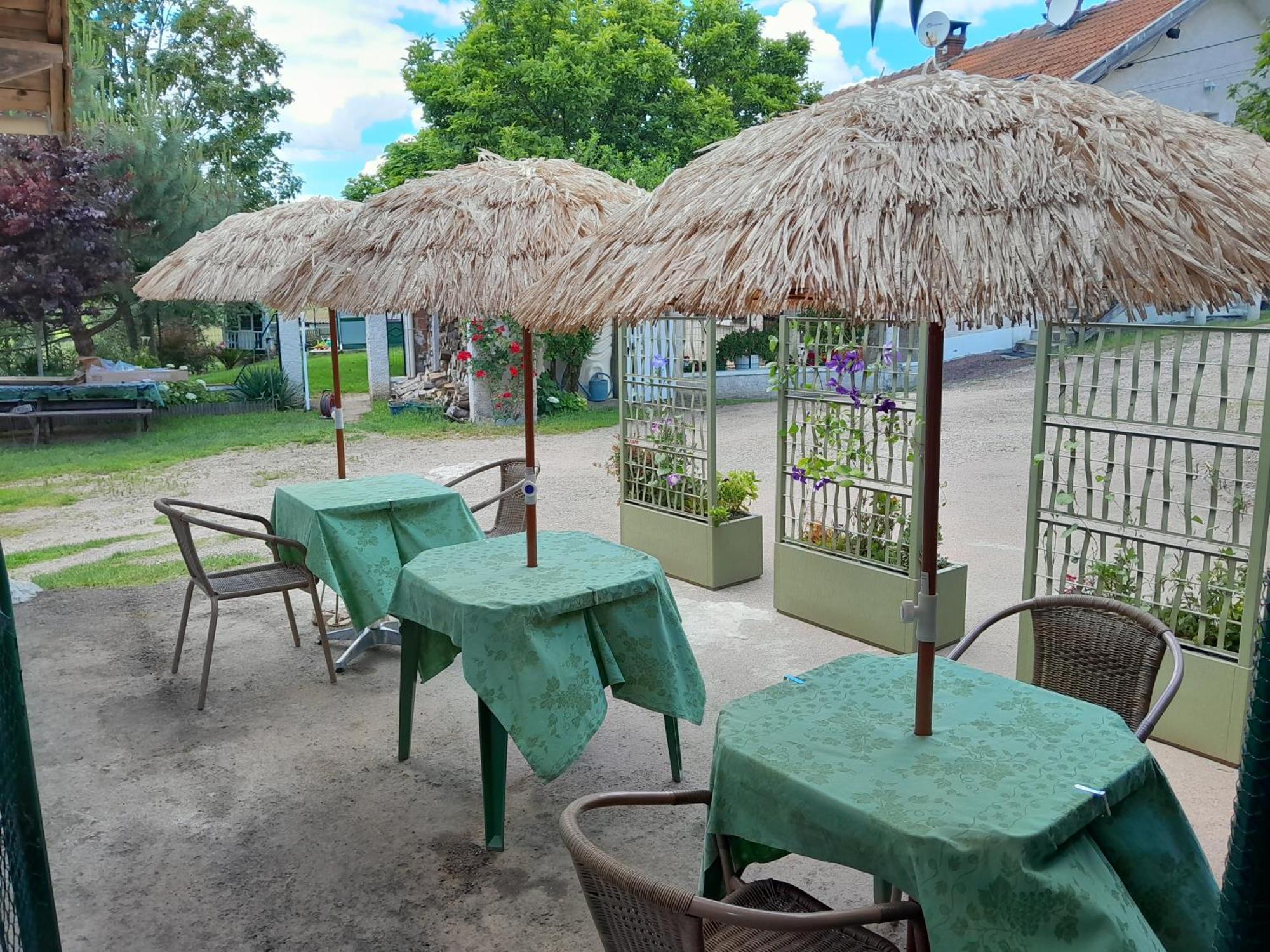 Chambres D Hotes Au P'Tit Bonheur Campagnard Jarnosse 외부 사진